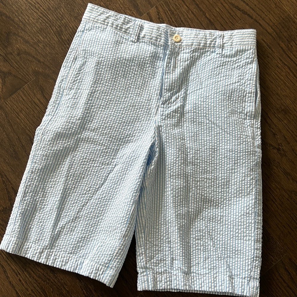 Vineyard Vines size 16 boys short